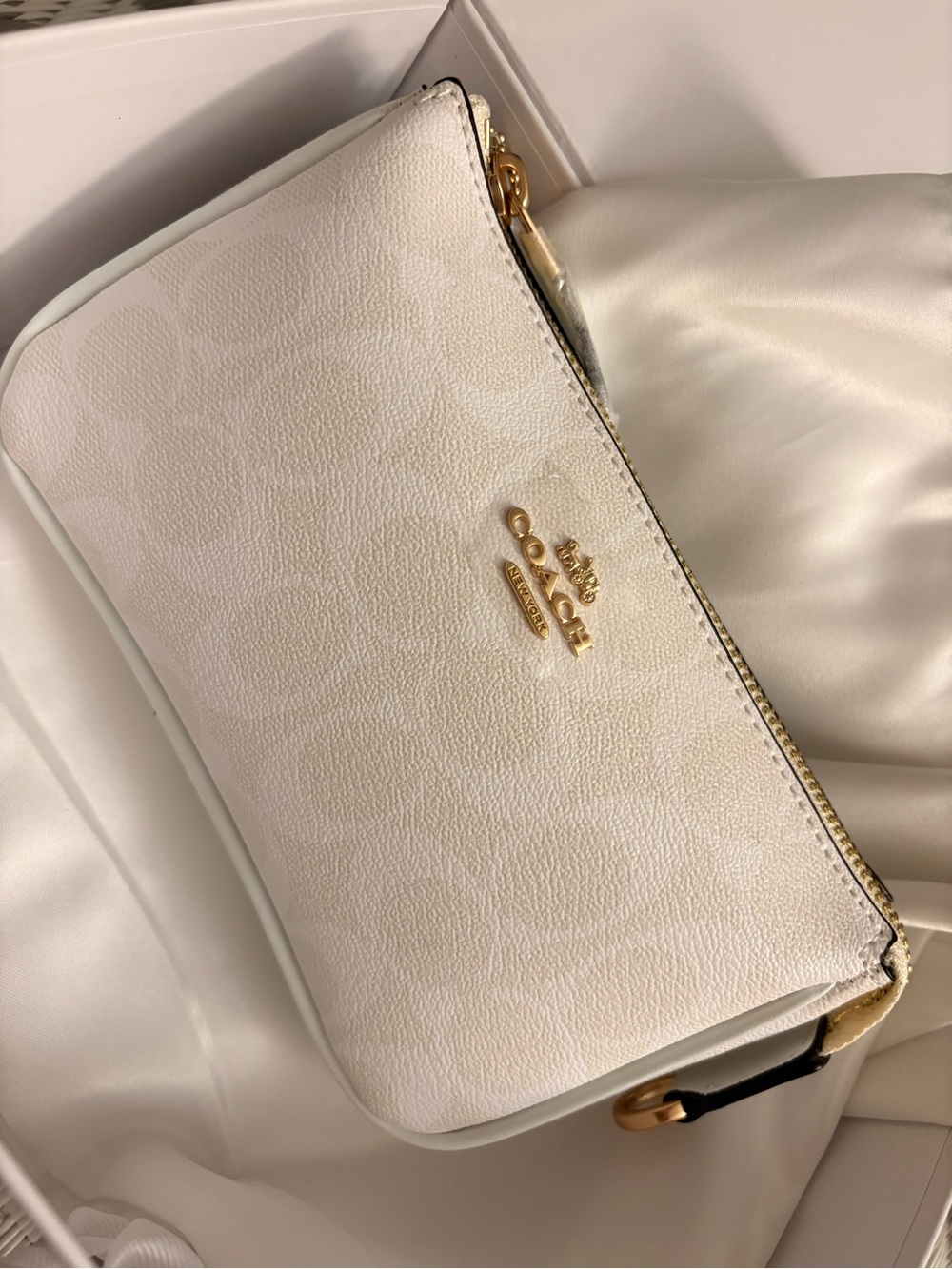 Beautiful Cream Signature Leather Wristlet with Gold Hardware